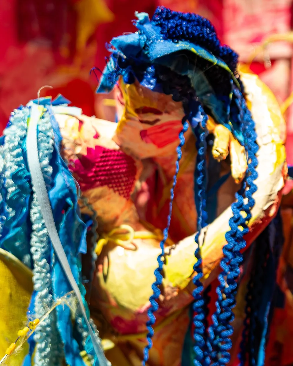 Eternal lovers sculpture