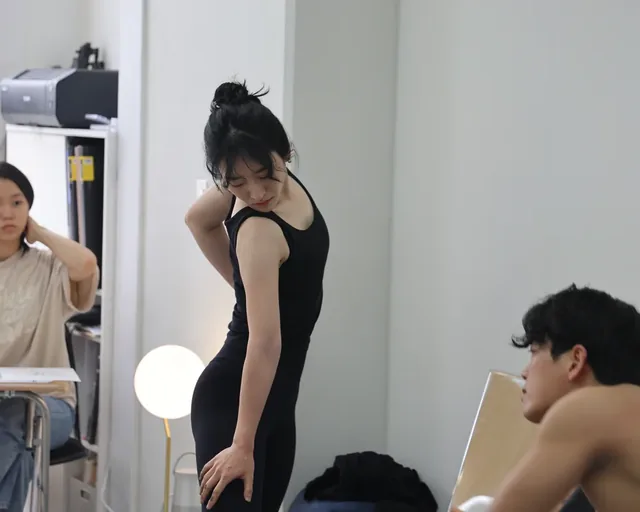Eyes between Bodies (2026) &mdash; 3