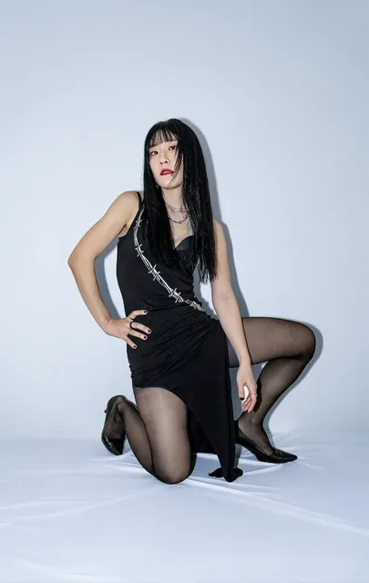 Femme &mdash; 7