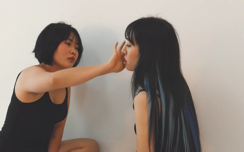 sharing lip, sharing cheek &mdash; 14